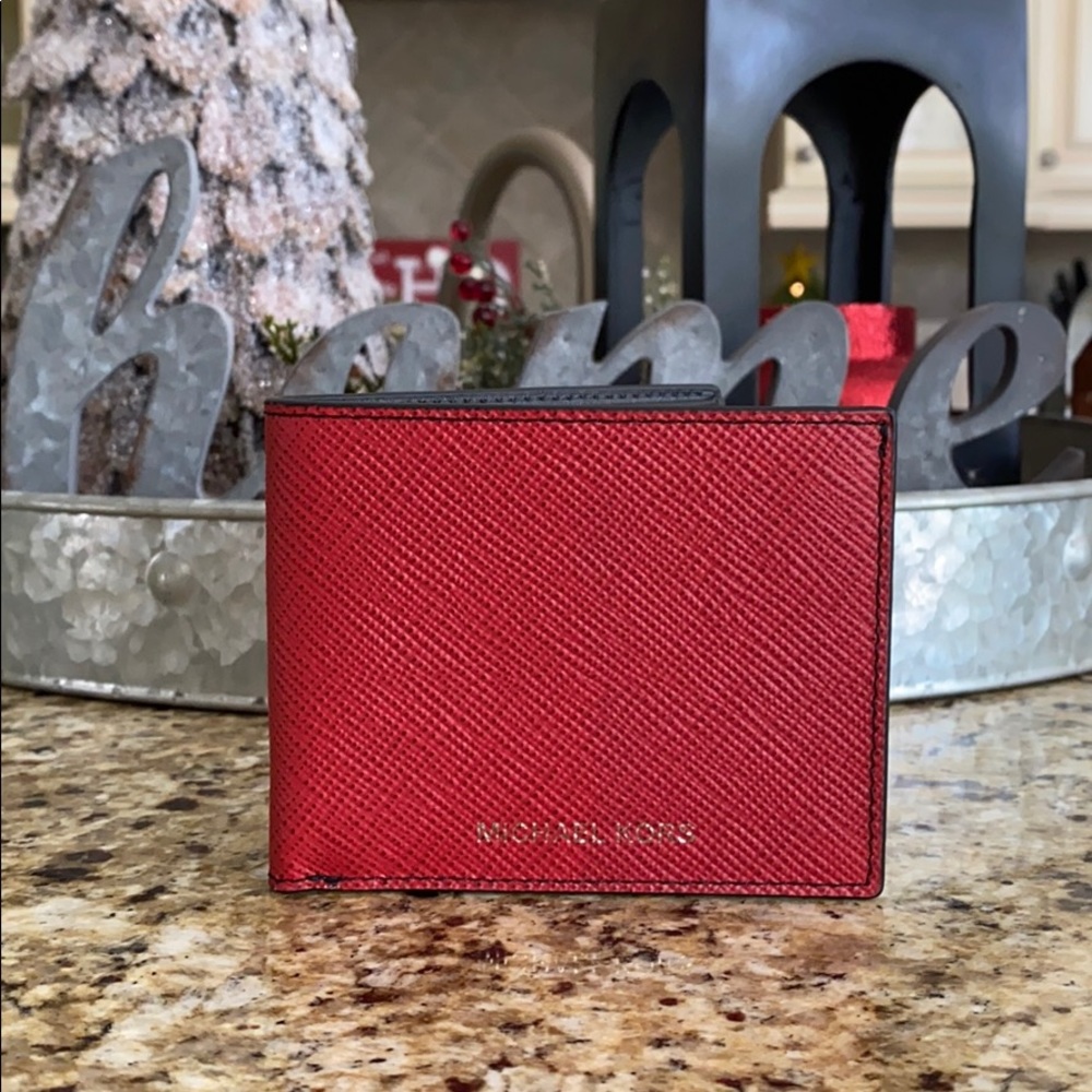 🔥SALE🔥 NWT Authentic Michael Kors Slim Wallet